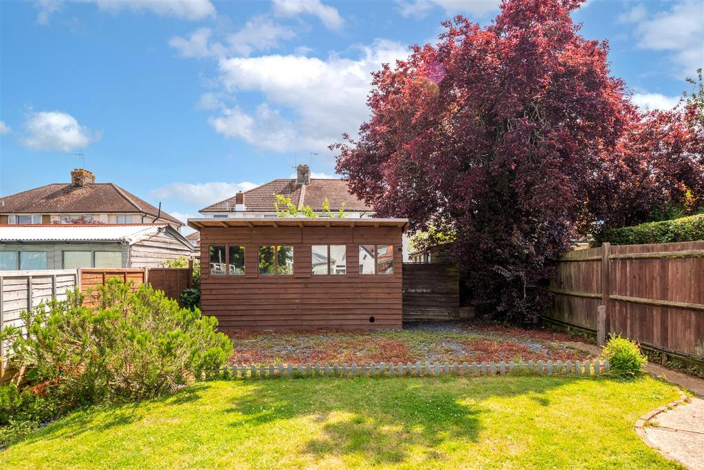 49 Horley Road externals more-8.jpg