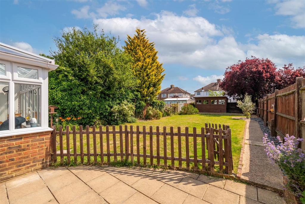 49 Horley Road externals more-5.jpg