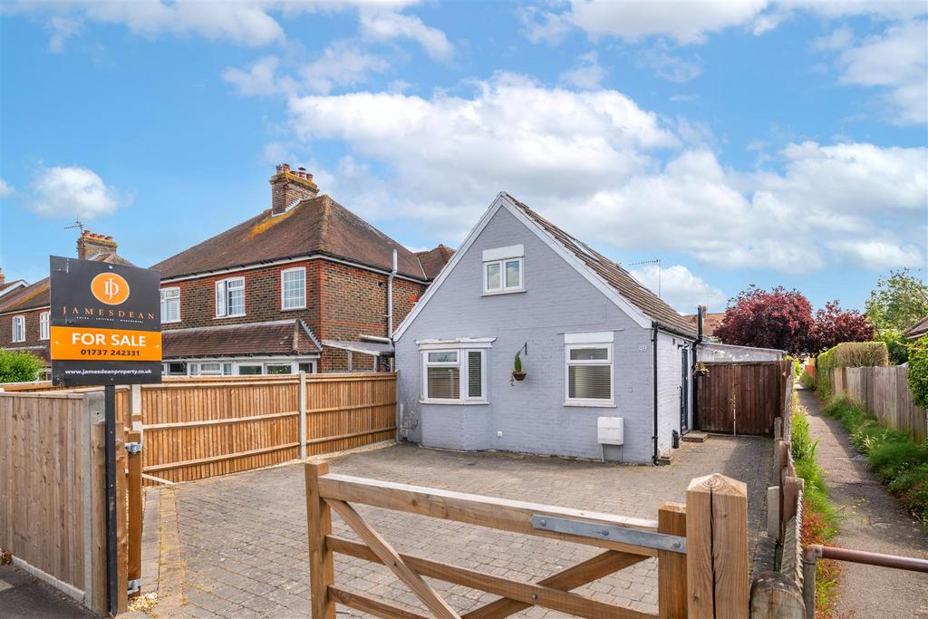 49 Horley Road externals more-10.jpg