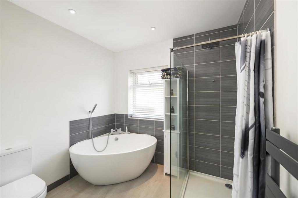 49 Horley Road internals10 2.jpg