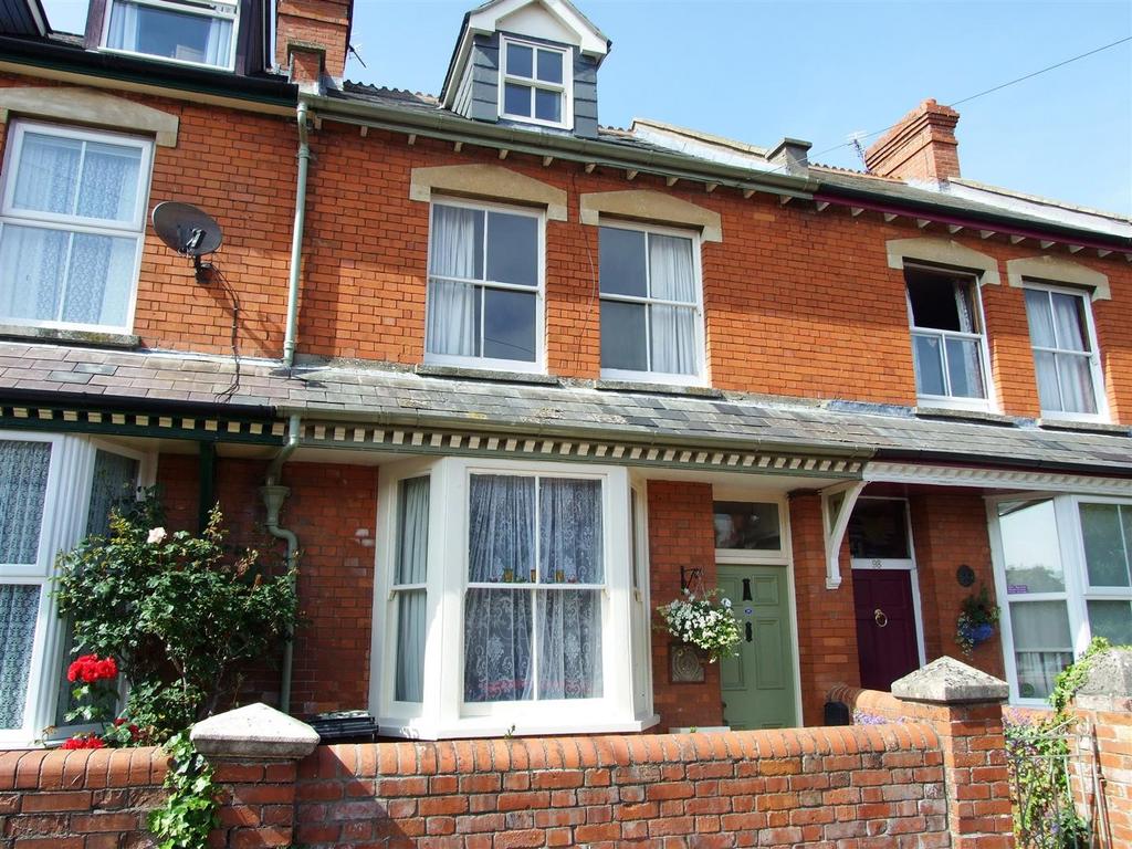 Benedict Street, Glastonbury 3 bed terraced house £1,400 pcm (£323 pw)