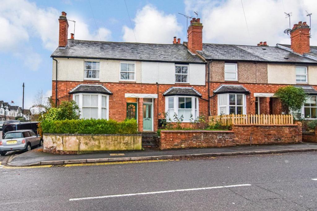 Clinton Lane Kenilworth 3 bed house £1,350 pcm (£312 pw)