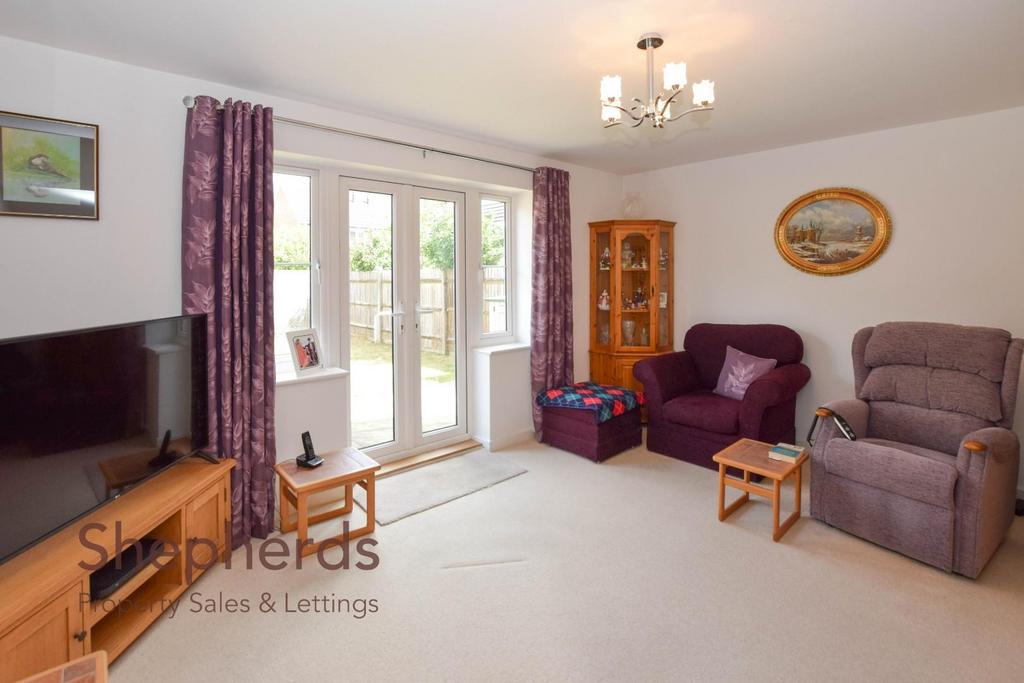 Aldermere Avenue, Cheshunt EN8 3 bed end of terrace house for sale £440,000