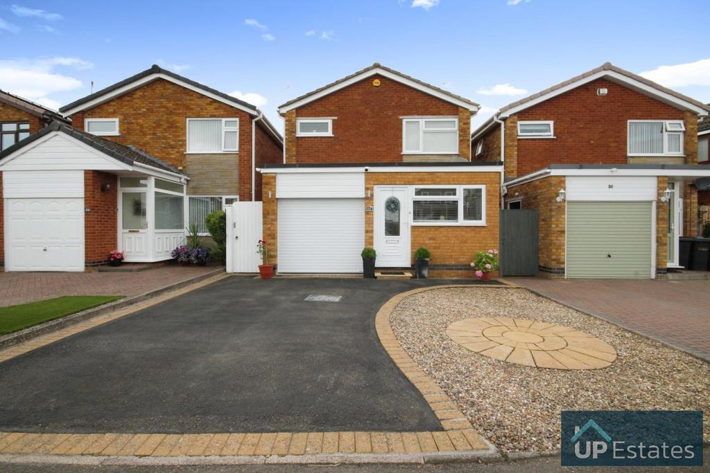 Chetwynd Drive, Nuneaton 3 bed detached house £295,000