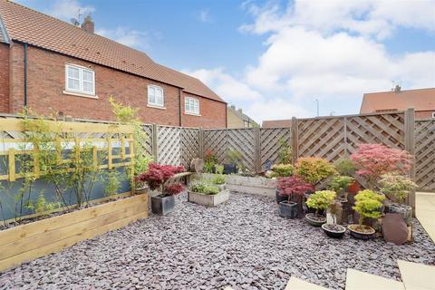 144 Grosvenor Road, Kingswood, Hull, HU7 3FD