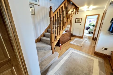 4 bedroom detached house for sale, Cottage Drive West, Heswall, Wirral
