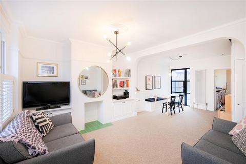 26 Waltham Road, Woodford Green, IG8 8DN