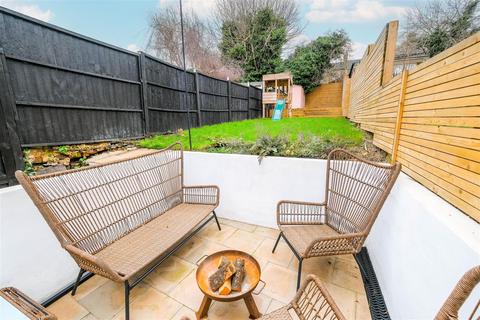 26 Waltham Road, Woodford Green, IG8 8DN