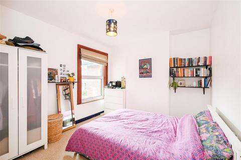 13 Winns Avenue, Walthamstow, London, E17 5HD