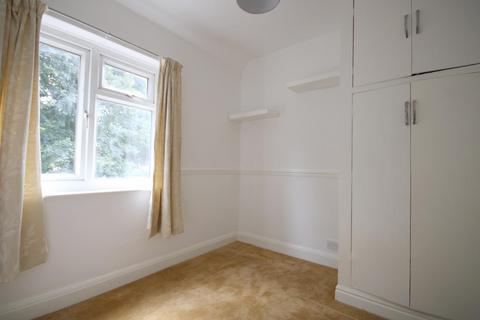 8 Queens Road, Knaresborough, HG5 0AT