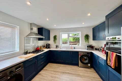 Field View House Elmcote Lane, Cambridge, Gloucester, GL2 7AS