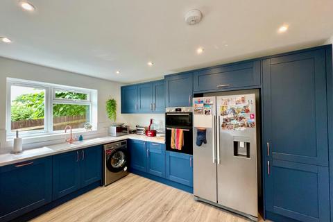 Field View House Elmcote Lane, Cambridge, Gloucester, GL2 7AS