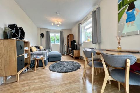Field View House Elmcote Lane, Cambridge, Gloucester, GL2 7AS