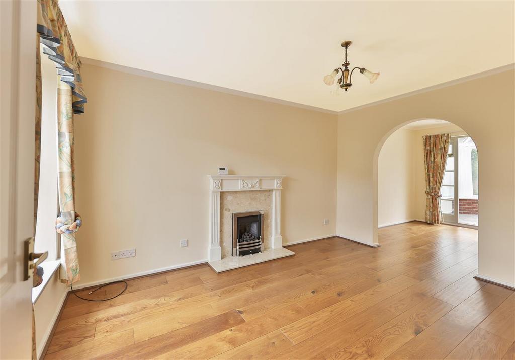 Millfield Gardens, Nether Poppleton, York 4 bed detached house for sale