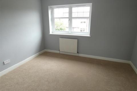 2 bedroom terraced house to rent, 4 Parker Drive, Bedale