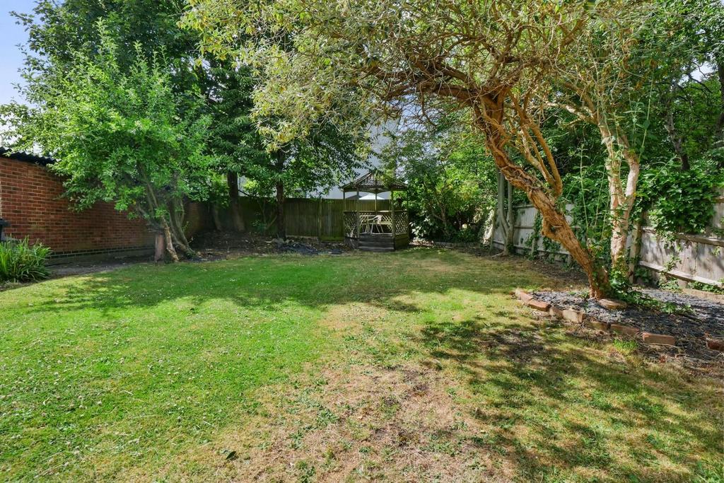 Garden2.JPG