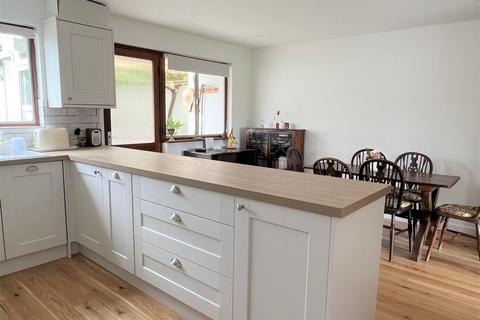 3 Chute Lane, Gorran Haven, St Austell, PL26 6NU