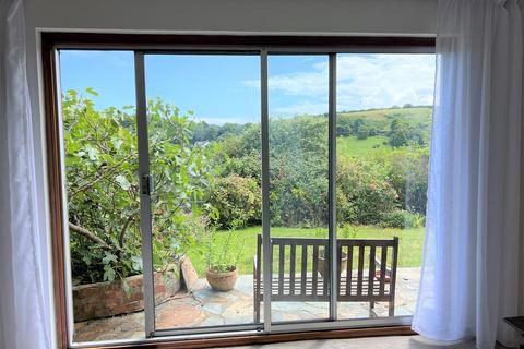 3 Chute Lane, Gorran Haven, St Austell, PL26 6NU