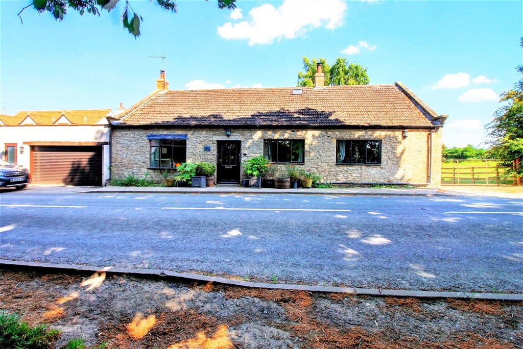 Moor Road, Melsonby, Richmond 4 bed detached house for sale £450,000