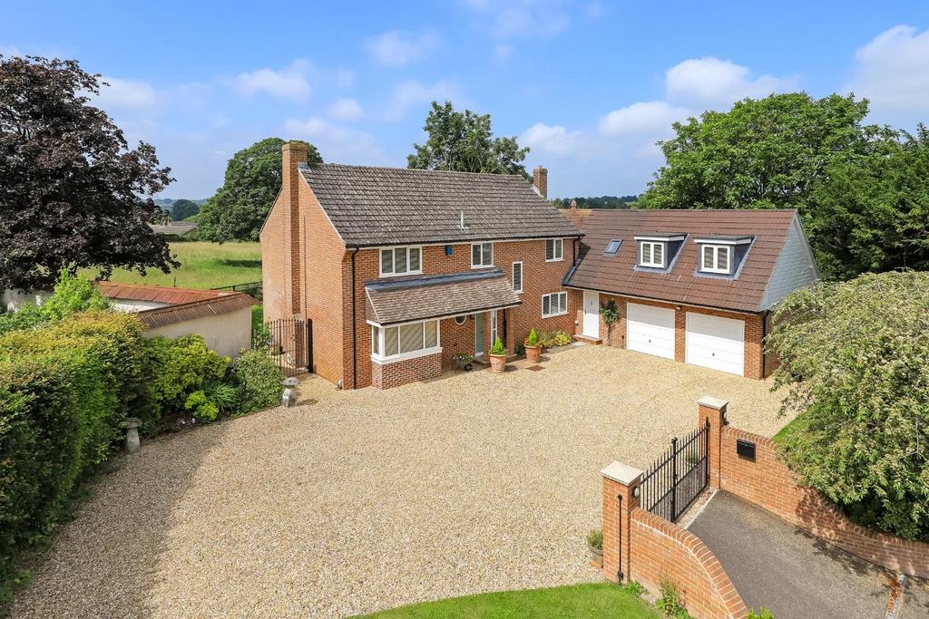 Hurdcott Lane, Winterbourne Earls 5 bed detached house for sale £925,000