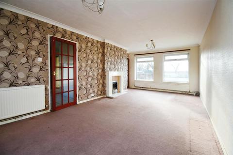 4 bedroom end of terrace house for sale, Annandale Road, Hull