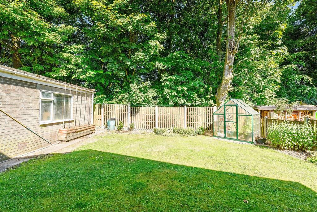 67 Sandygate Park(Exterior)(10of13).jpg