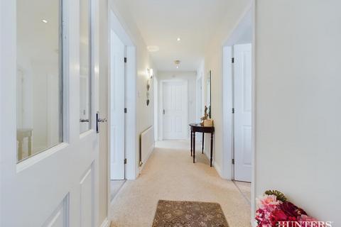 8 Barr Hills, Consett, DH8 5NB