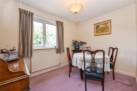 2 bedroom retirement property for sale, Carters Meadow, Charlton, Andover