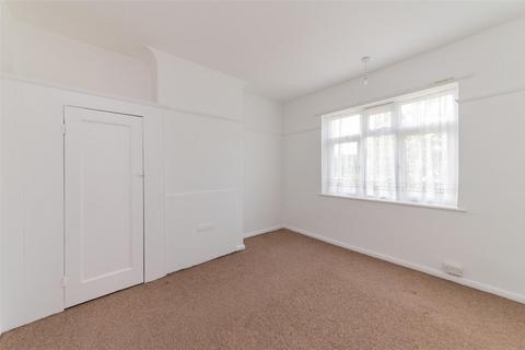 154 Devonshire Road, London, NW7 1DJ
