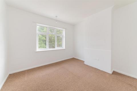 154 Devonshire Road, London, NW7 1DJ