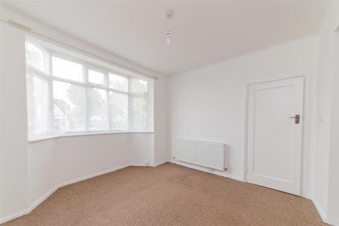 154 Devonshire Road, London, NW7 1DJ