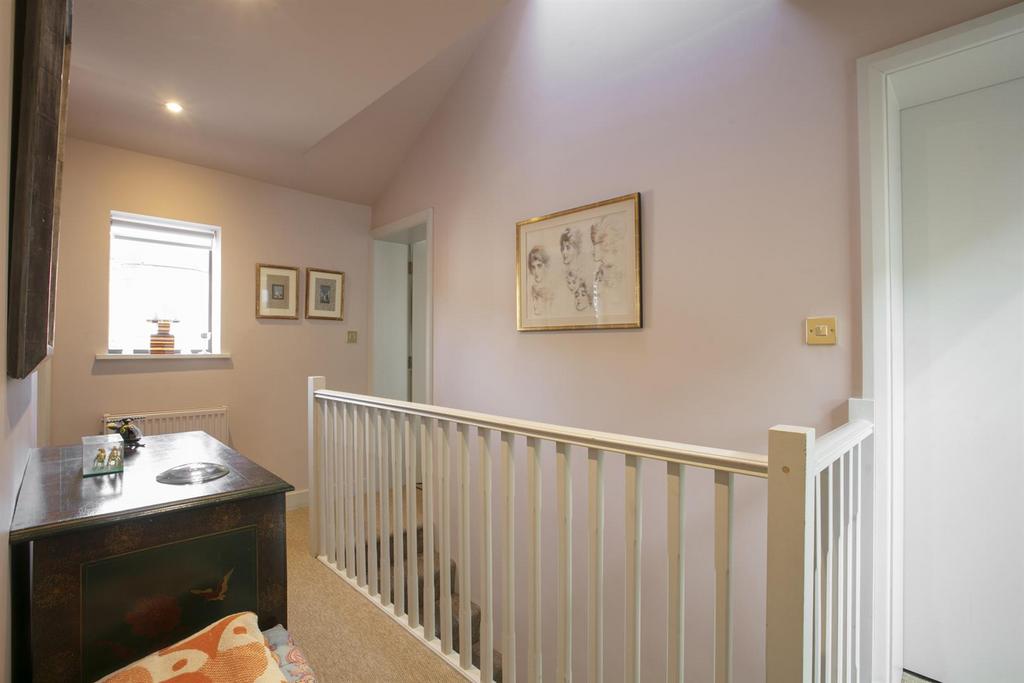 3 Y6 A8088.jpg