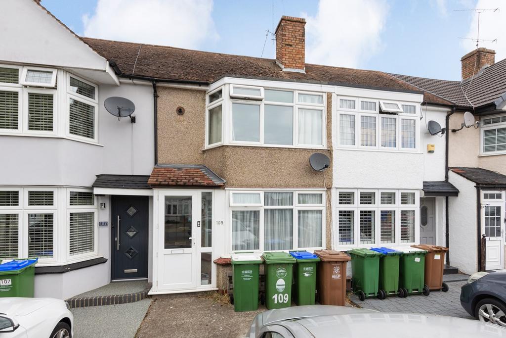 Rowley Avenue, Sidcup, DA15 2 bed terraced house £350,000