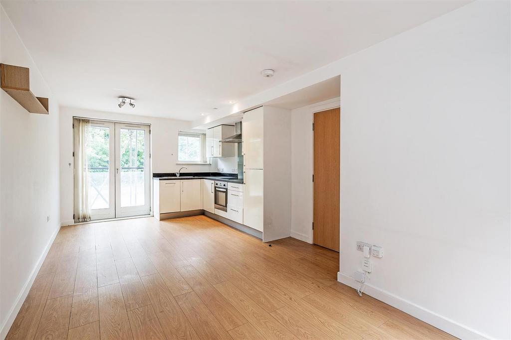 Solihull Heights, Sheldon 1 bed apartment £825 pcm (£190 pw)