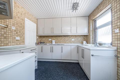 46 Chatsworth Grove, Boroughbridge, York, YO51 9BB