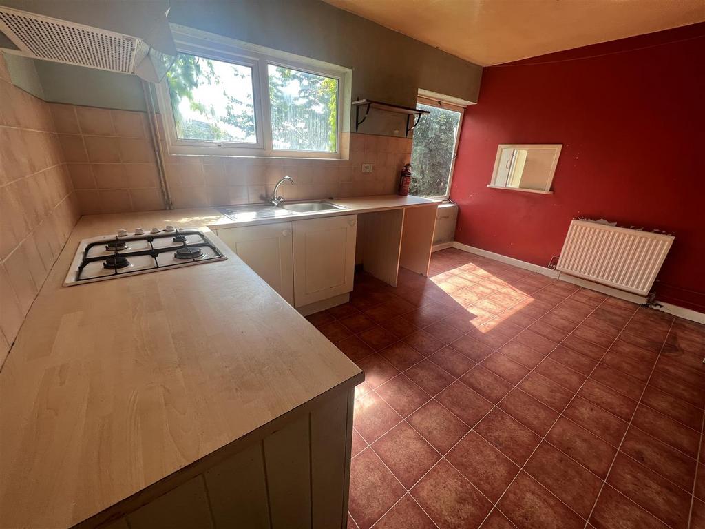 Llanbadarn Road, Aberystwyth 3 bed detached bungalow for sale £230,000