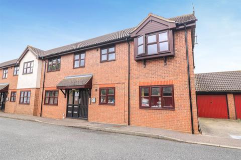 6 Tyssen Mead, Boreham, Chelmsford, CM3 3HX