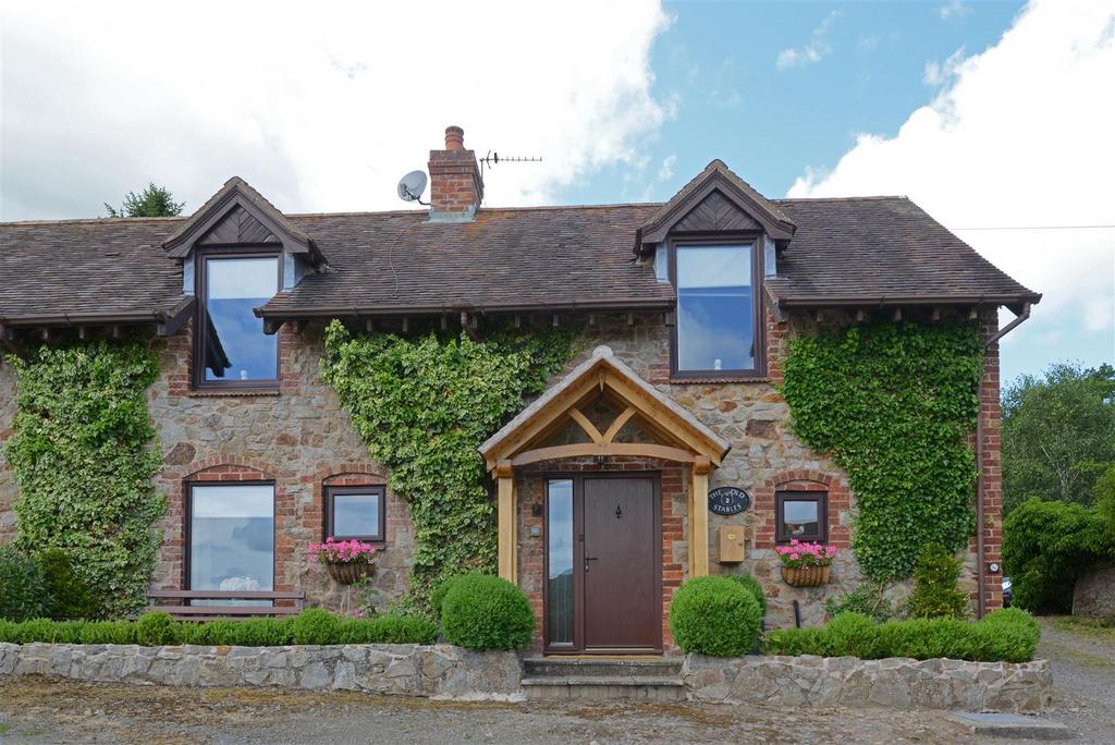The Old Stables, Nills Farm, Pontesbury, Shrewsbury 3 bed cottage for