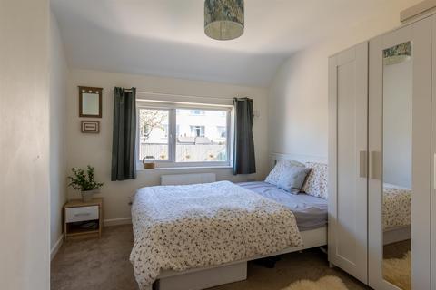 8 Hervey Road, Wells, BA5 3JD