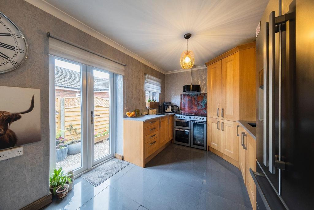 6 Brookside-002.JPG