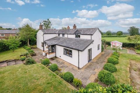 4 bedroom detached house for sale, Positioned on a corner plot a beautifully presented charming, detached family home in Willington