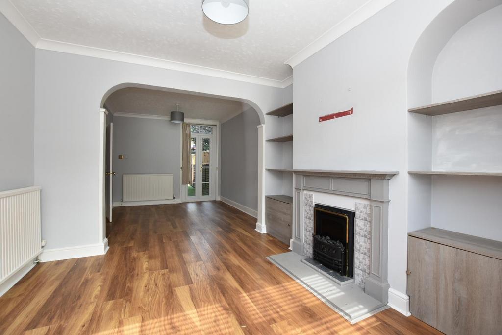 Penrith Road, Basingstoke 4 bed terraced house £1,400 pcm (£323 pw)