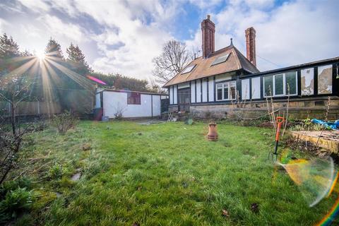 Alder Hill Lodge Stonegate Road, Leeds, LS6 4JG