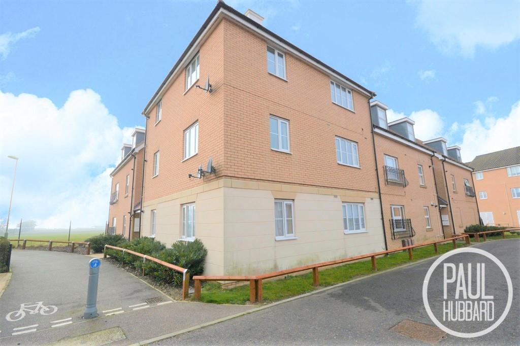 Buttermere Way, Carlton Colville... 2 bed flat £725 pcm (£167 pw)