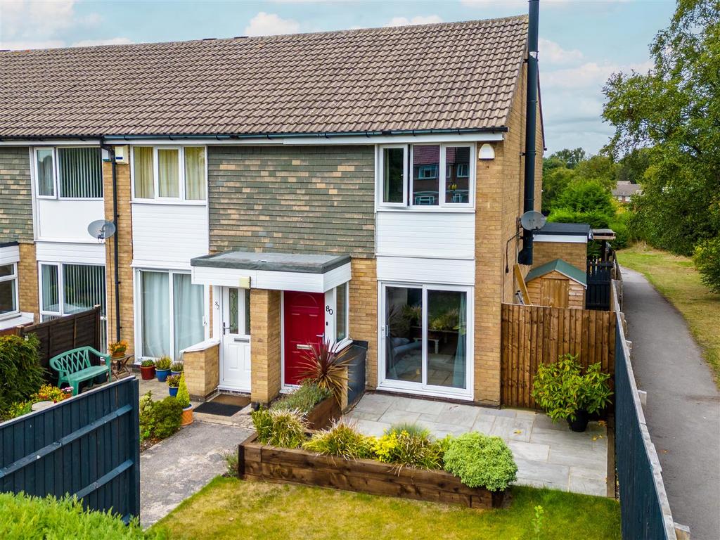 Nursery Lane, Leeds LS17 2 bed semidetached house £285,000
