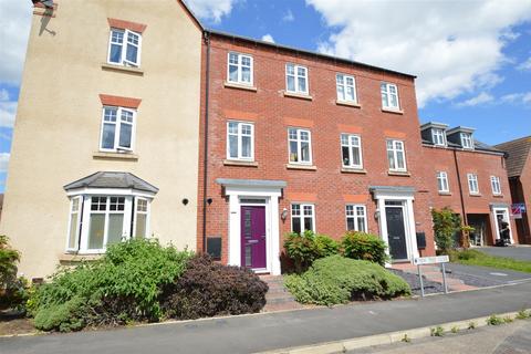 3 bedroom townhouse for sale, Yew Tree Close, Shrewsbury