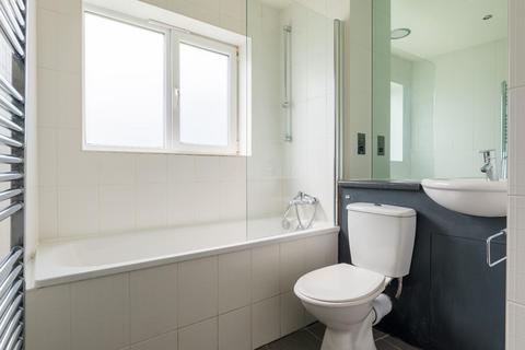 Apartment 2, The Hall Allerton Hill, Chapel Allerton, Leeds, LS7 3NZ