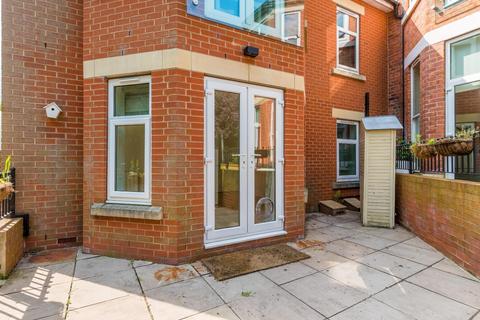 Apartment 2, The Hall Allerton Hill, Chapel Allerton, Leeds, LS7 3NZ