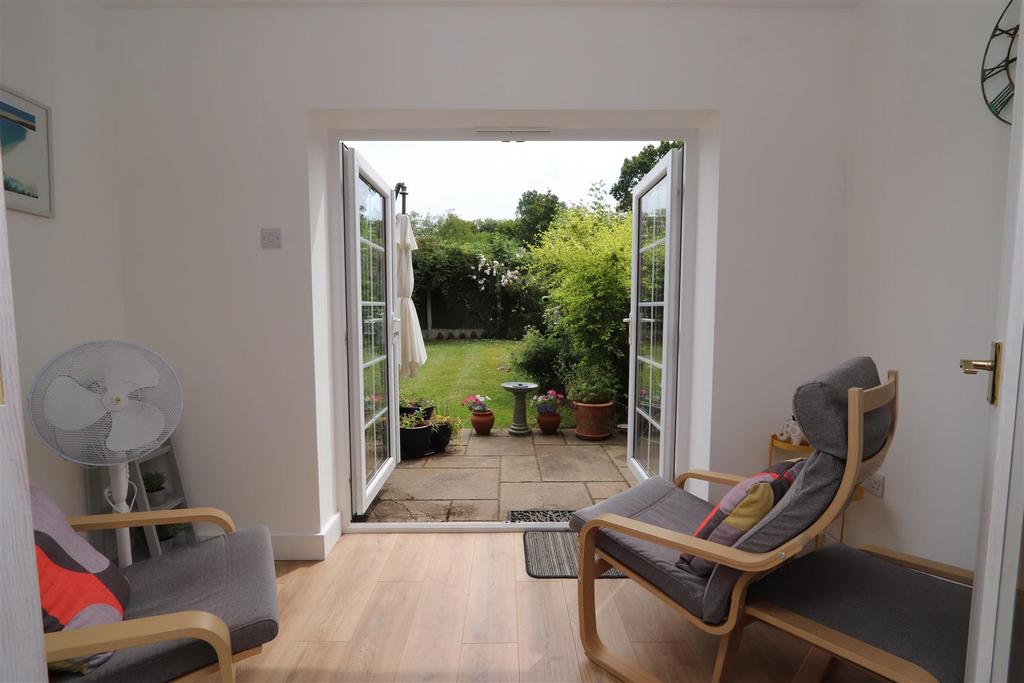 Garden room