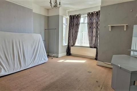 3 bedroom end of terrace house for sale - Peel House Lane, Widnes, WA8